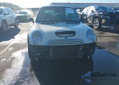 2004 Mini Cooper S z USA, uszkodzony, nr VIN WMWRE33474TD75901